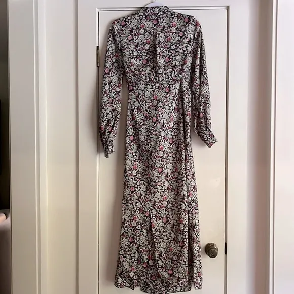 🆕 Cinq á Sept Quin Midi Dress in Powder Blue Multi