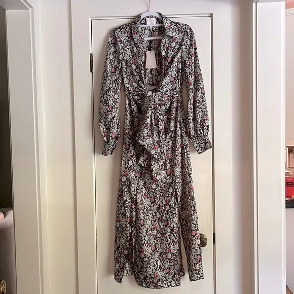🆕 Cinq á Sept Quin Midi Dress in Powder Blue Multi