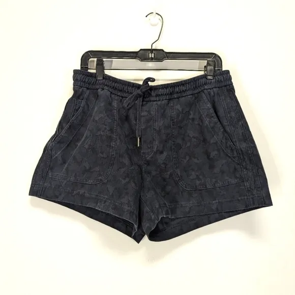 Athleta Navy Camo Farallon Shorts Drawstring  Organic Cotton 12