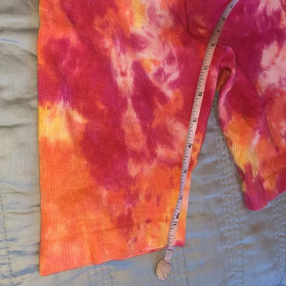 Avocado Tie Dye Ribbed Biker Shorts Size XS/S NWOT