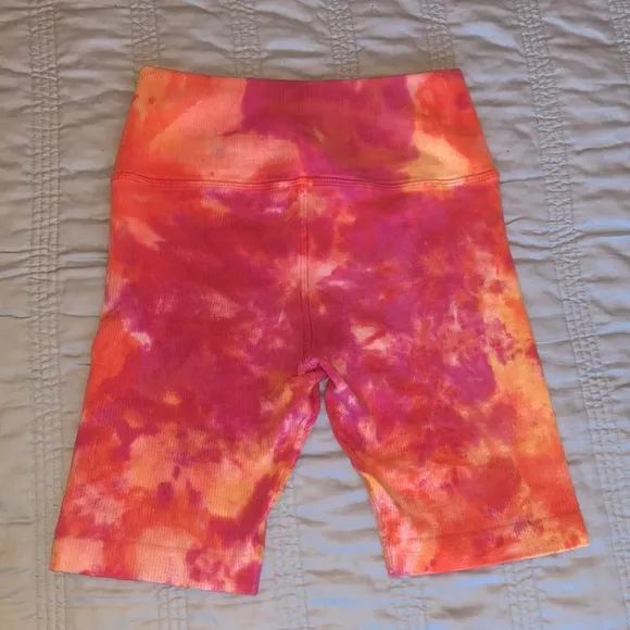Avocado Tie Dye Ribbed Biker Shorts Size XS/S NWOT