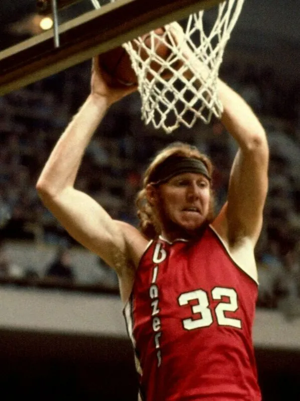 Bill Walton Signed Basketball (Beckett) Trail Blazers #1 Overall Pick 1974 Draft