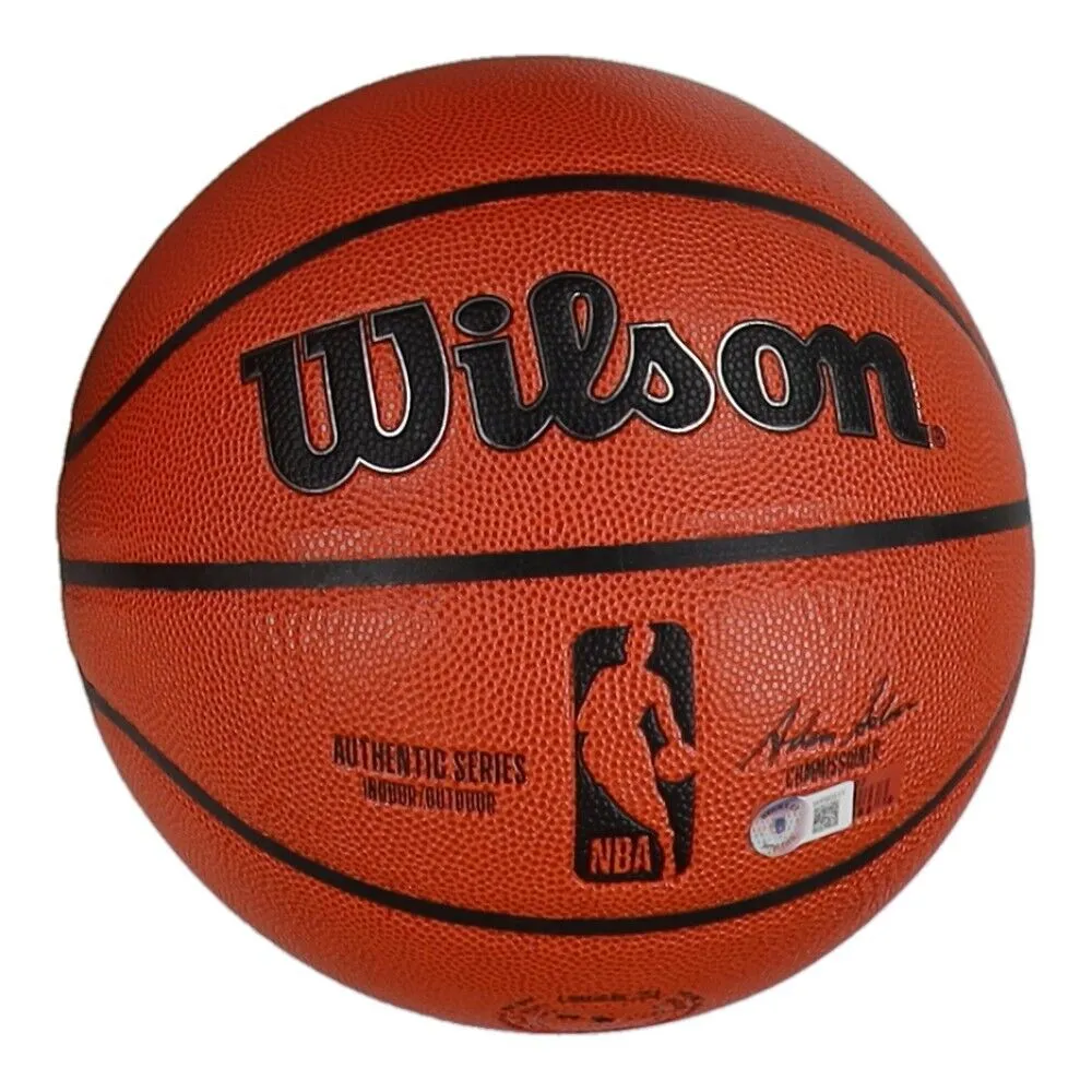 Bill Walton Signed Basketball (Beckett) Trail Blazers #1 Overall Pick 1974 Draft