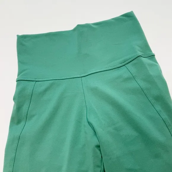Bombshell Sportswear Jade Green Biker‎ Shorts XS