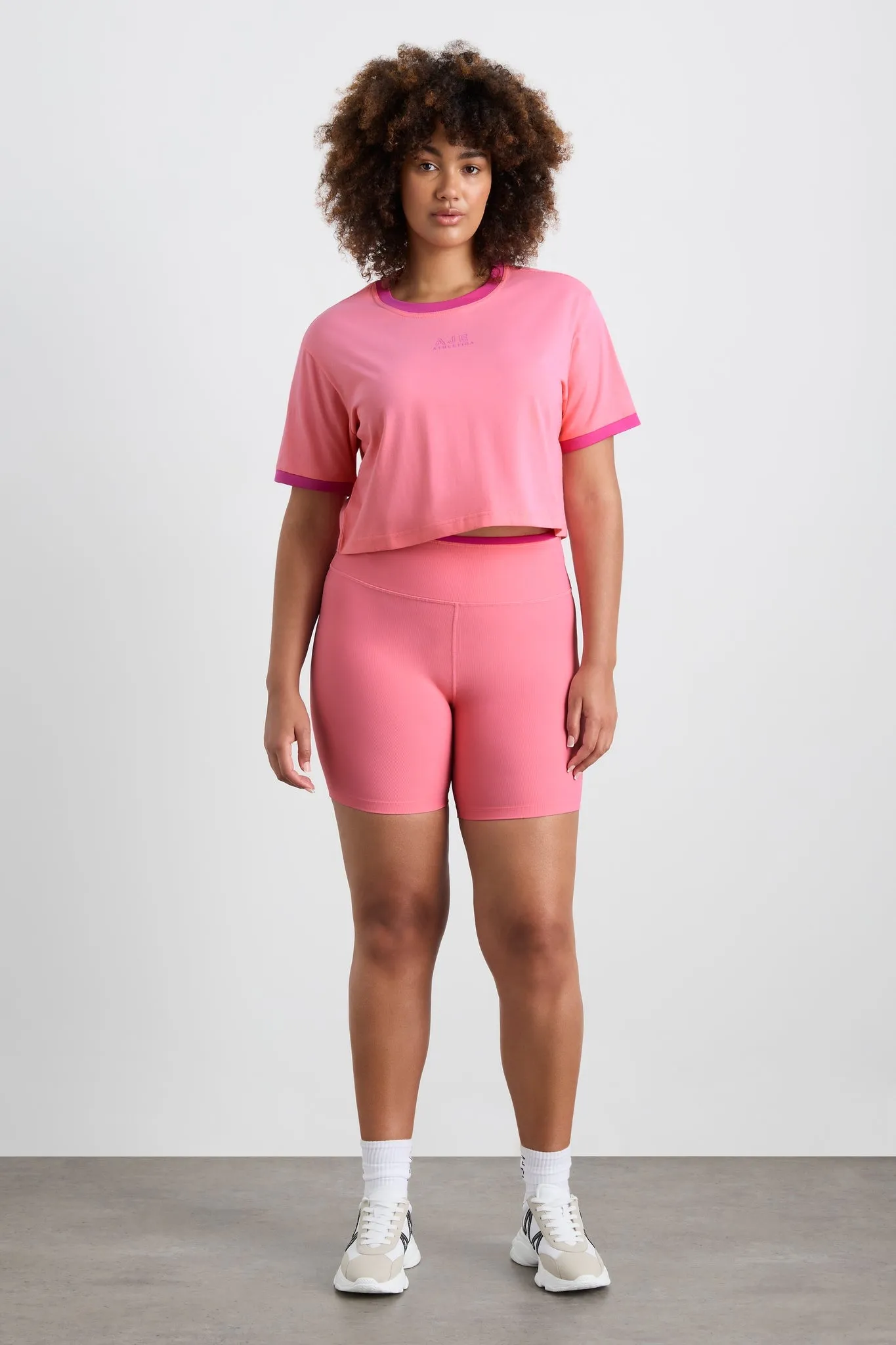 Contrast Bind Logo Tee 110