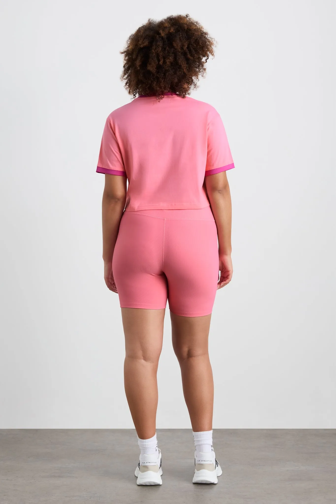 Contrast Bind Logo Tee 110