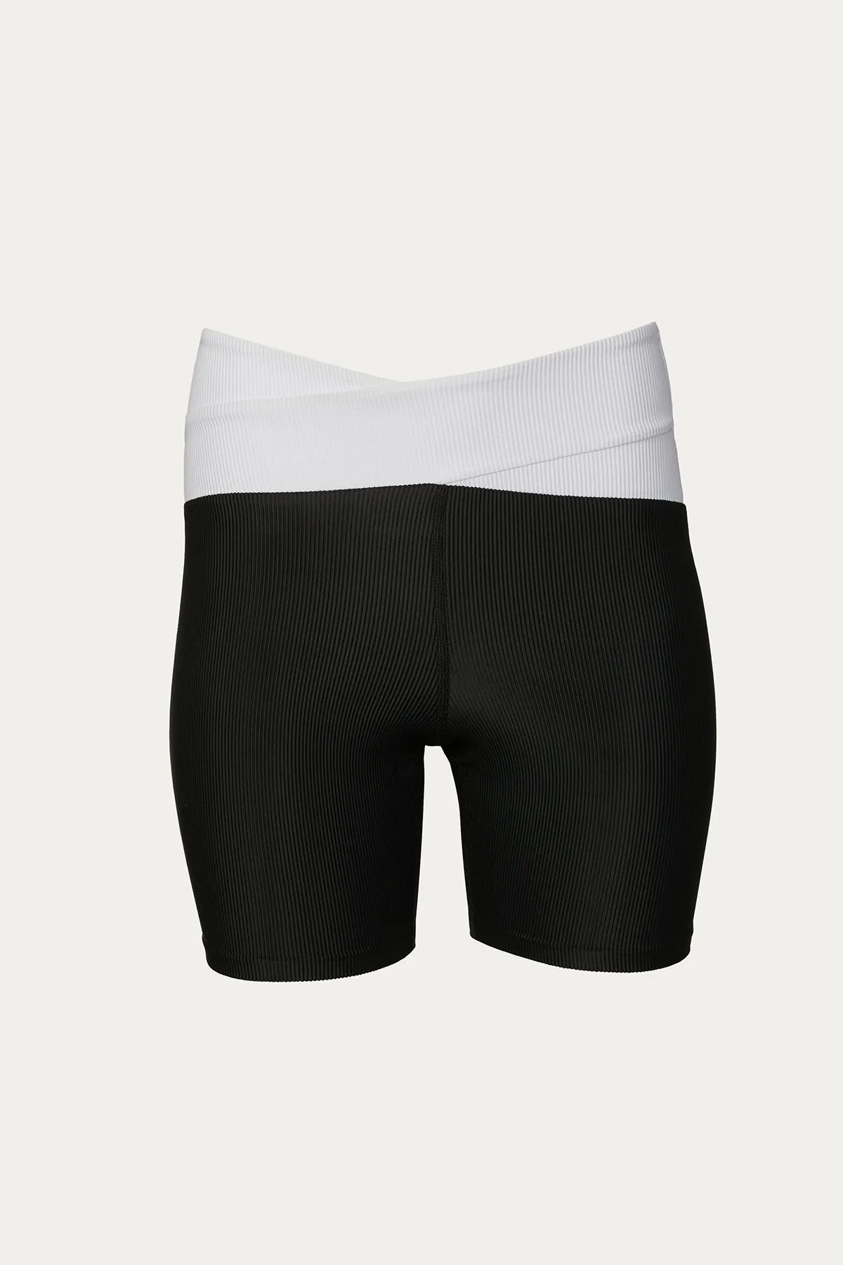 CORA BIKER SHORTS 6"