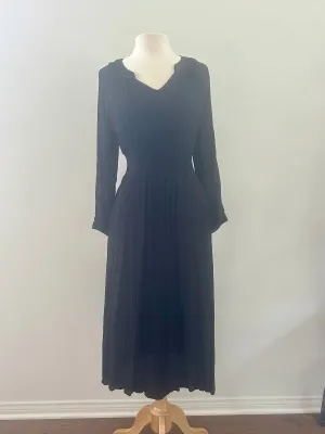 D158 SMOCKED LONG DRESS