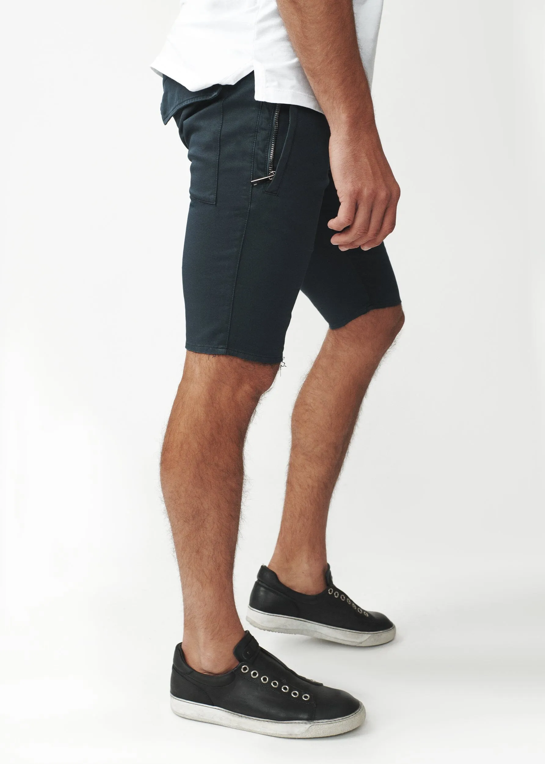 DRAWSTRING SHORTS