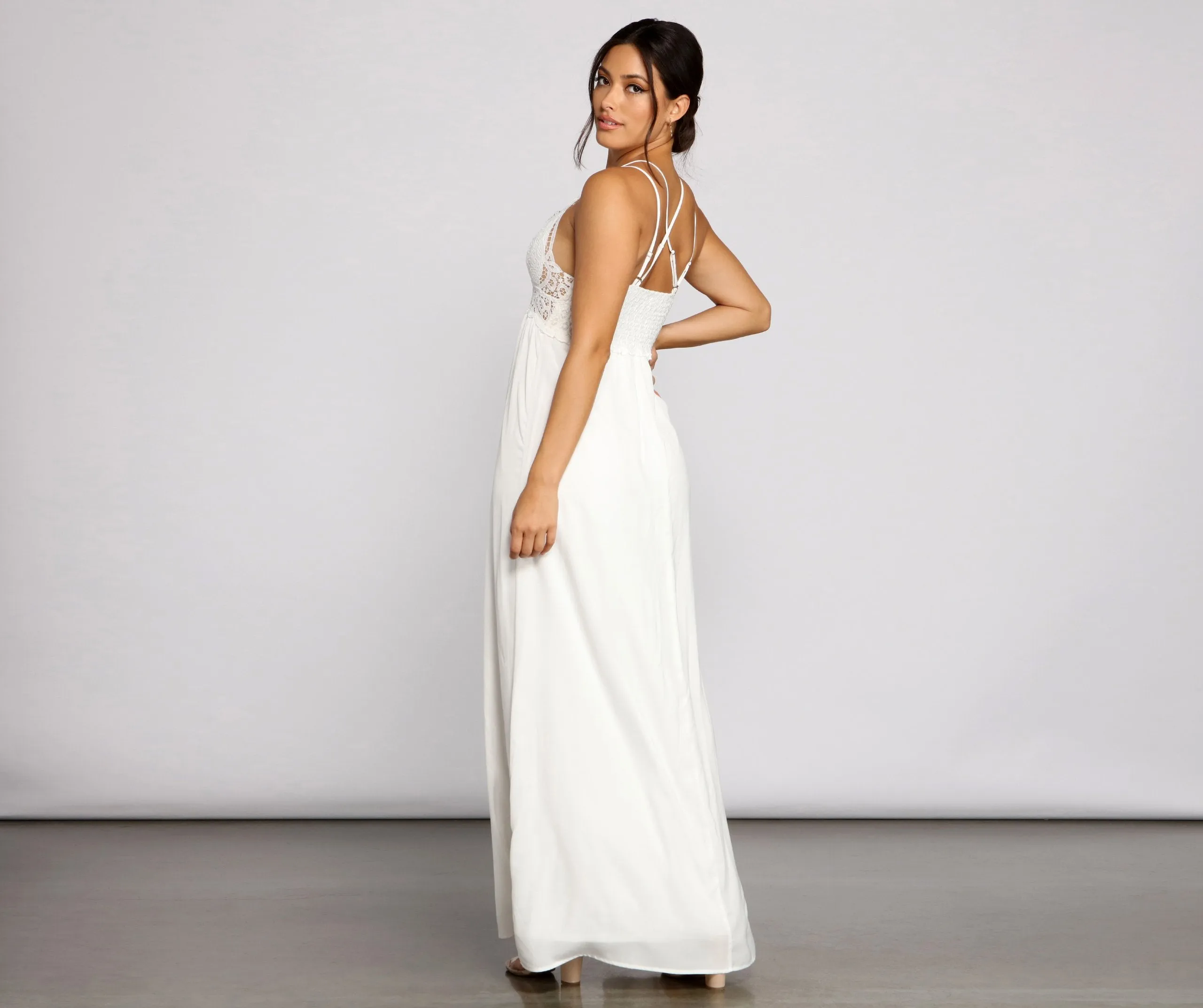 Effortless Flowy Stylish Woven Maxi Dress