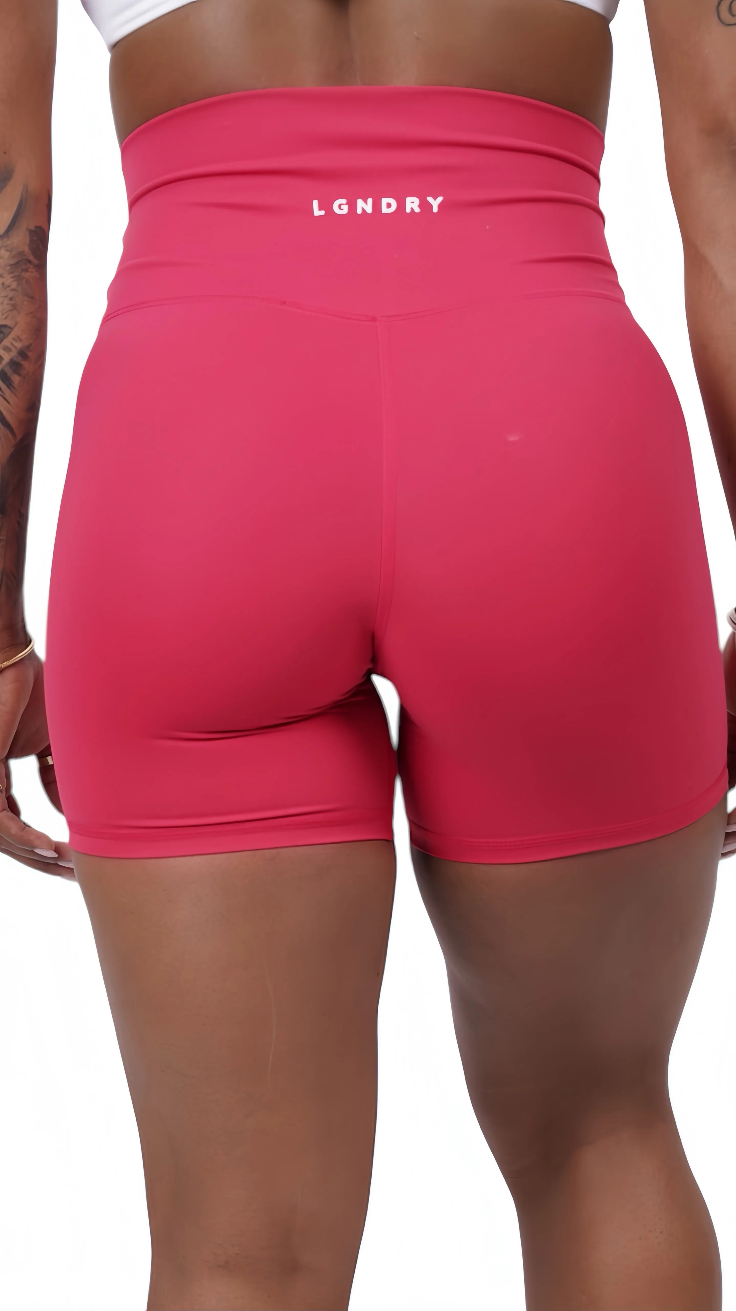 ESSENTIAL LEGEND BIKER SHORTS 6"
