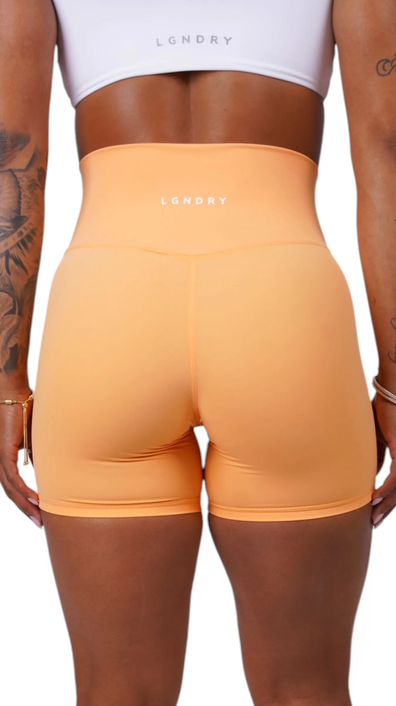 ESSENTIAL LEGEND BIKER SHORTS 6"
