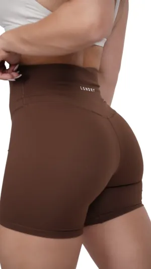 ESSENTIAL LEGEND BIKER SHORTS 6"