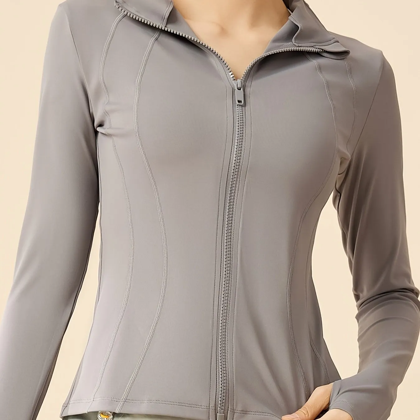 Grace | Cropped sportjack met ademende stof en staande kraag
