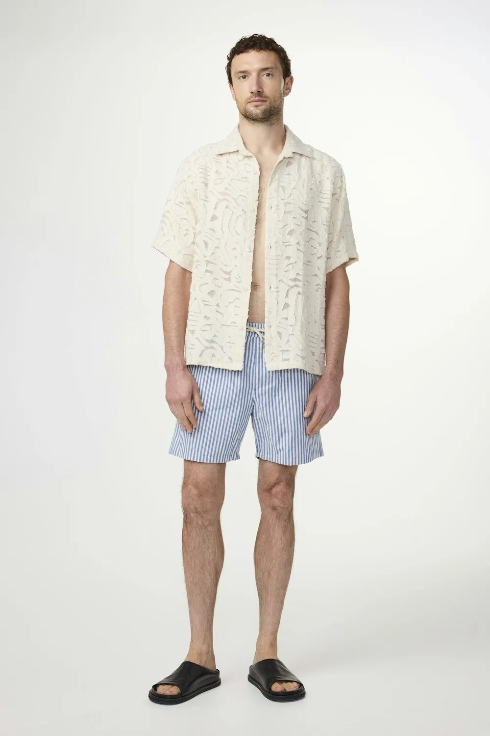 GREGOR DRAWSTRING SHORTS