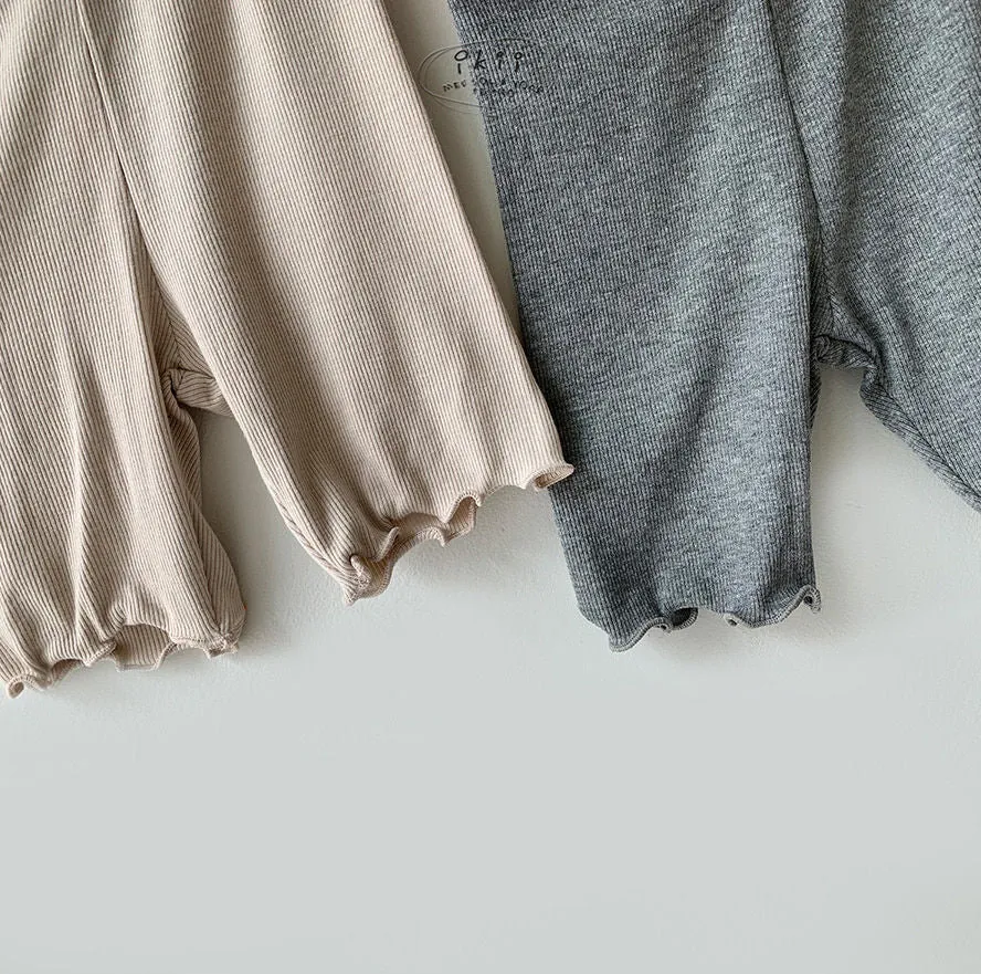 Ikii Ribbed Biker Shorts