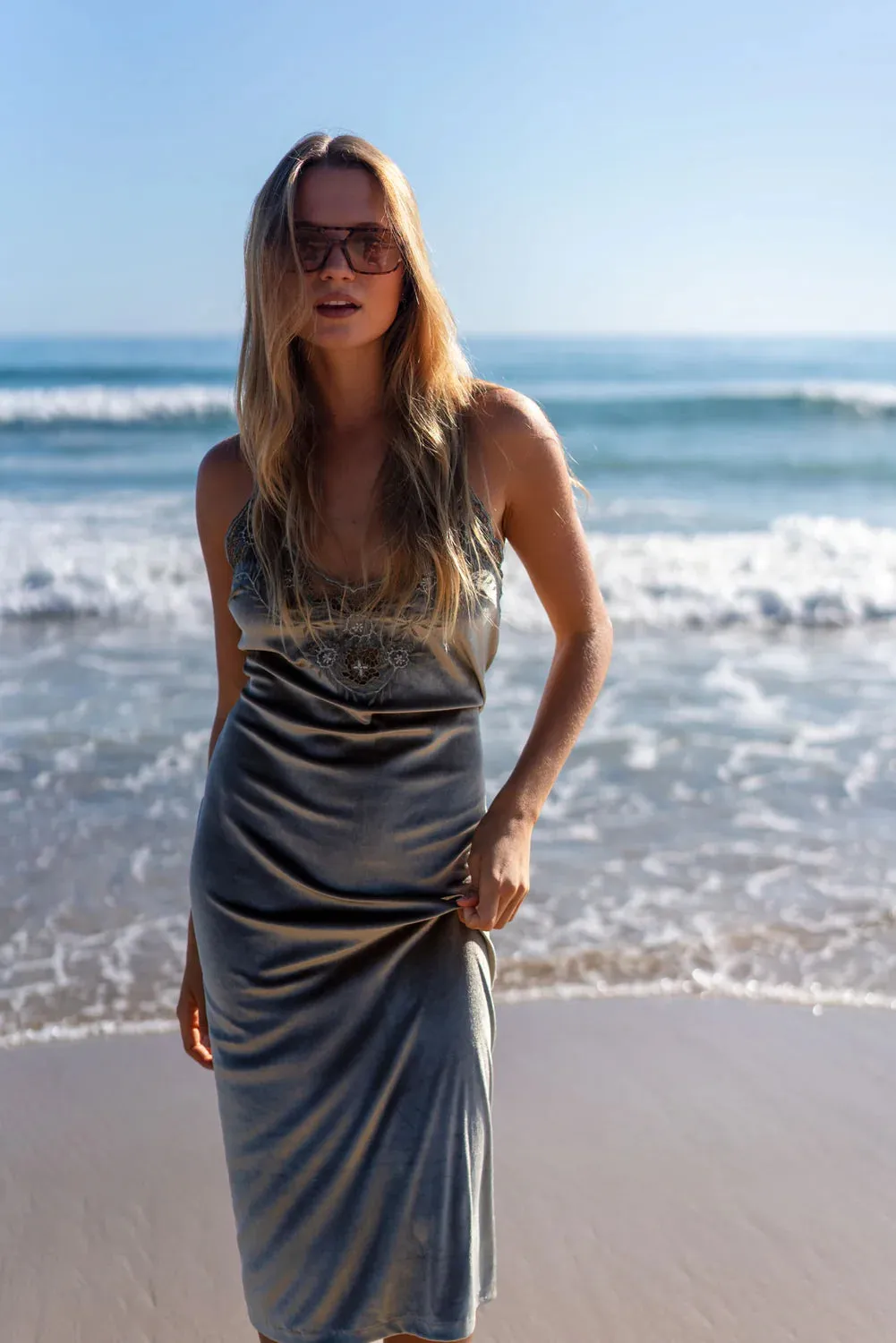 Indie Hendrix Midi Dress Khaki
