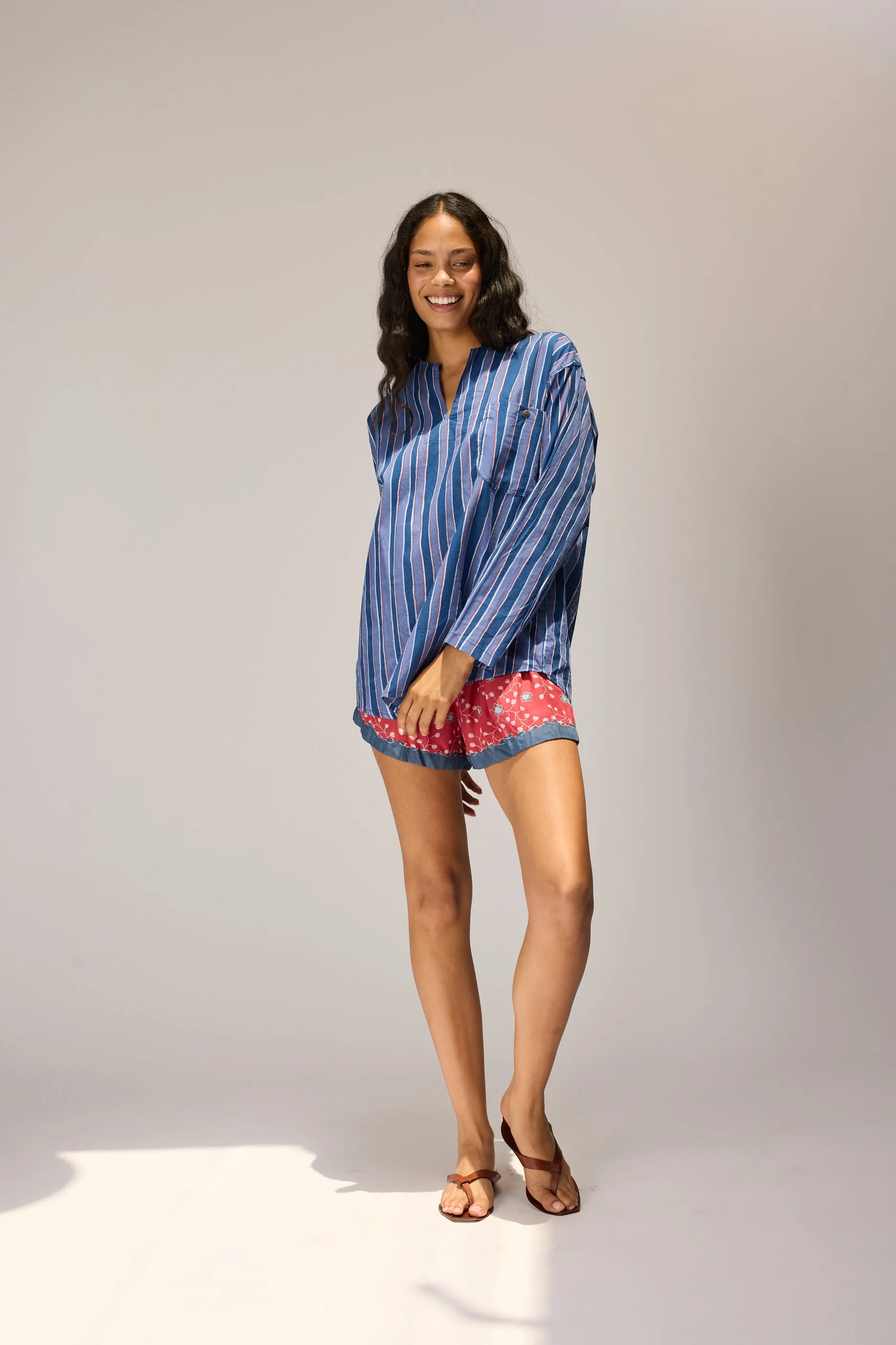 JASPER SHORT