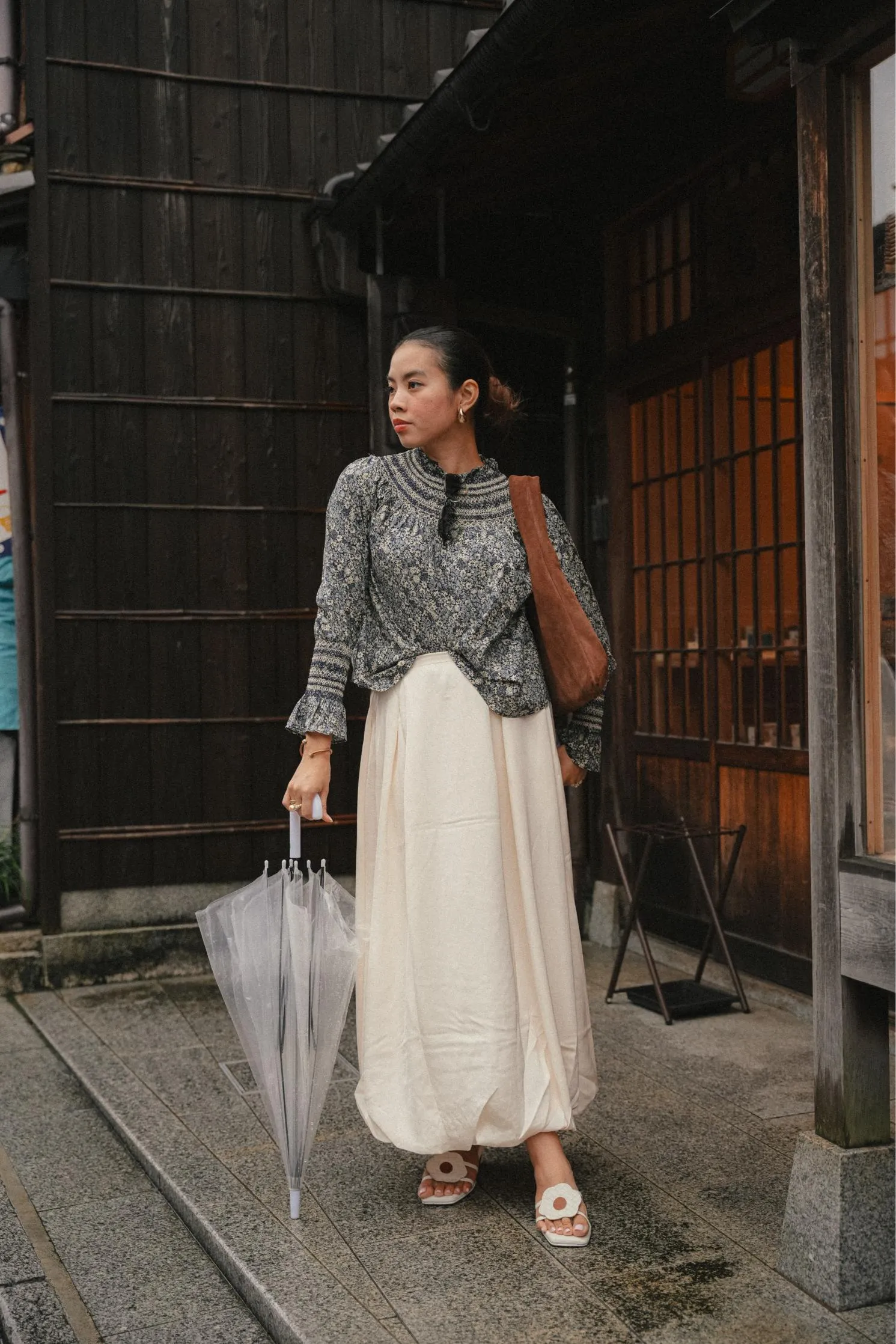 KATE KURUNG IN KIMONO BLUE