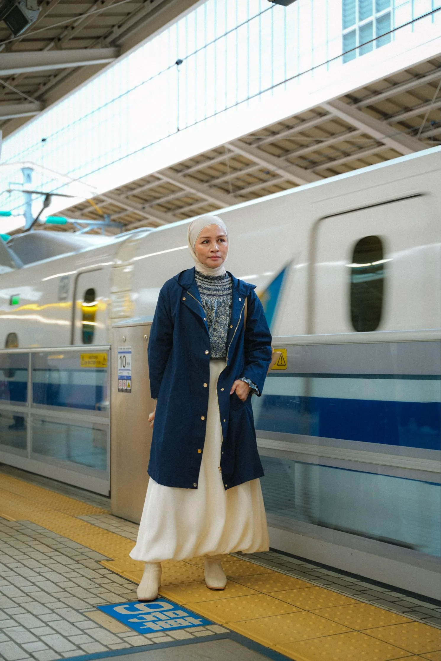 KATE KURUNG IN KIMONO BLUE