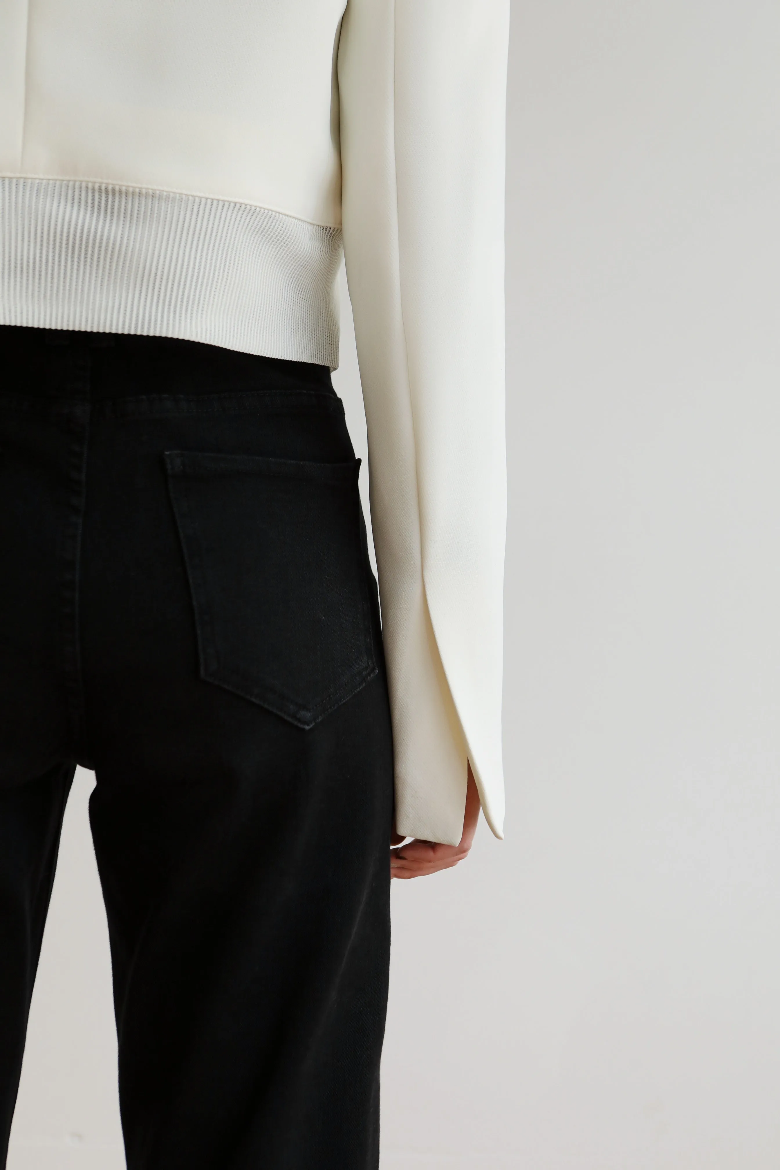 Kiera Cropped Blazer - White