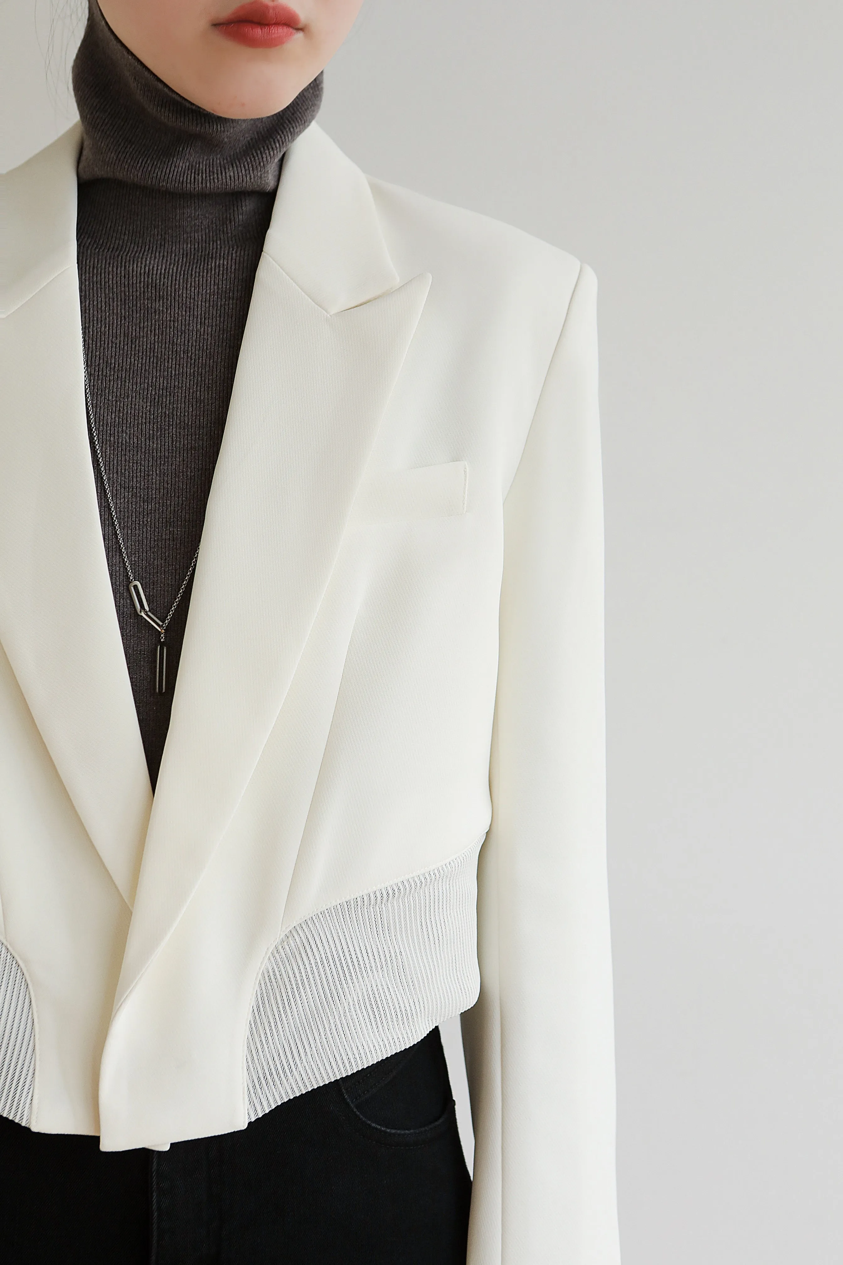 Kiera Cropped Blazer - White