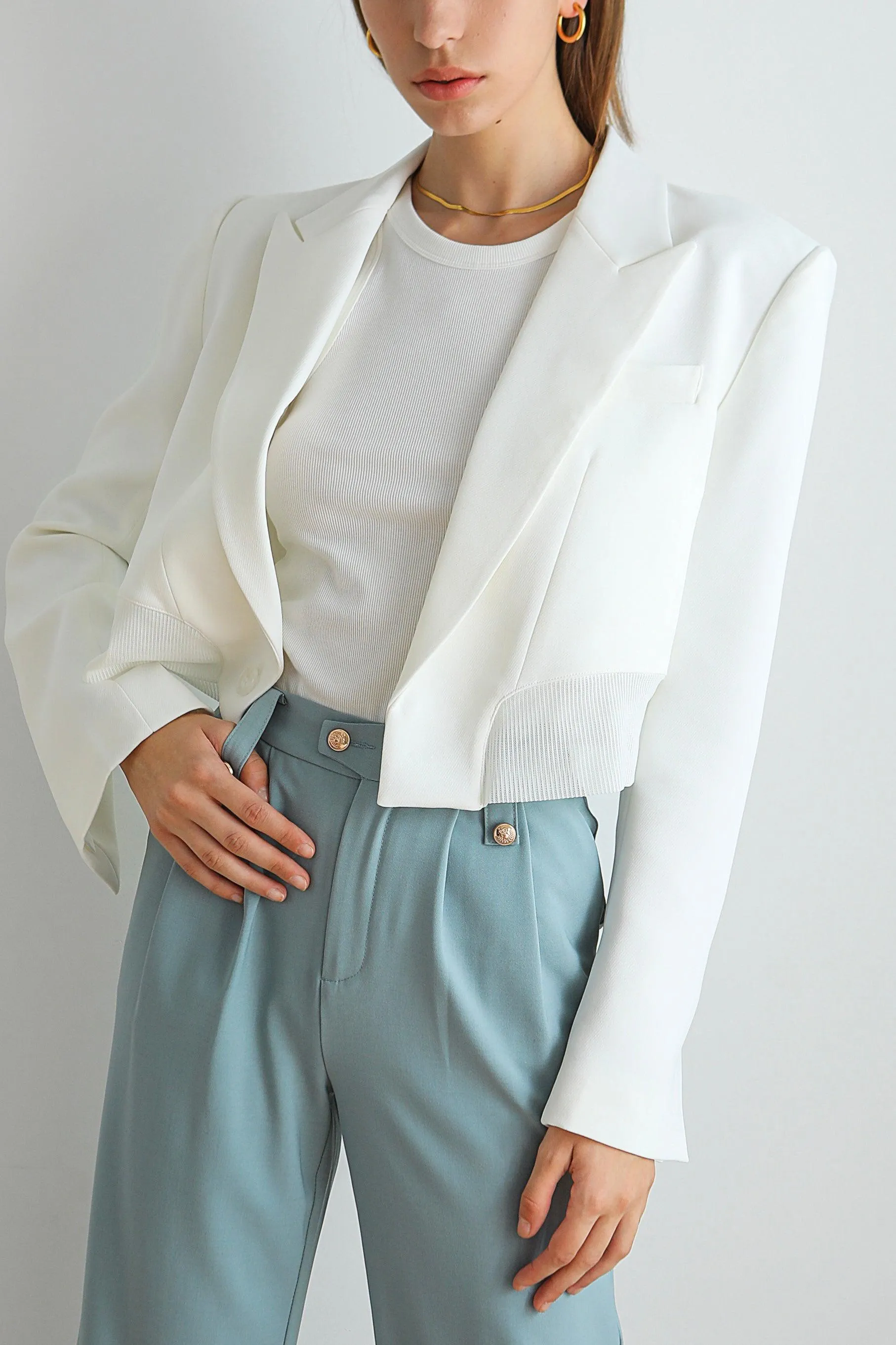 Kiera Cropped Blazer - White