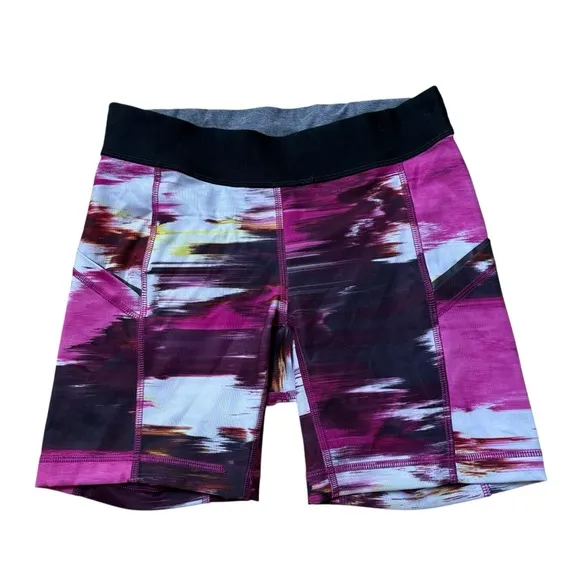 Lululemon Biker Shorts 6&quot; Size 4