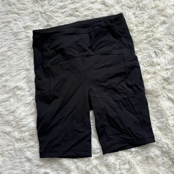 Lululemon biker shorts
