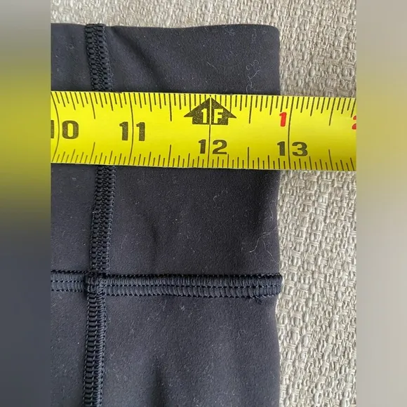 Lululemon Shorts Women’s 6 Invigorate High Rise 8&quot; Black Biker Short