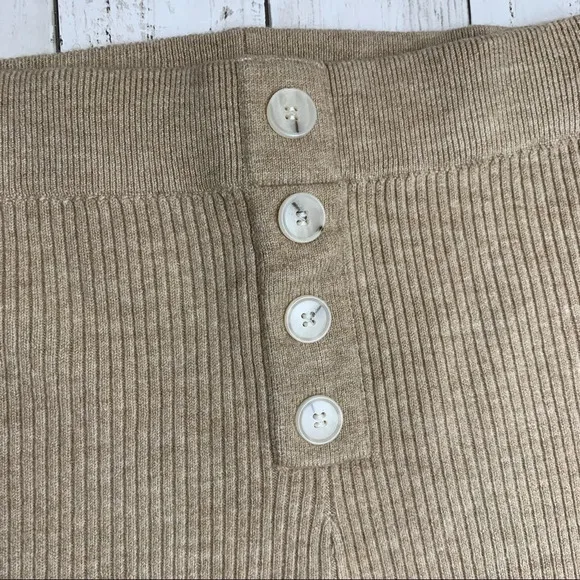 Mable Ribbed Biker Shorts Tan Cream Oatmeal Exposed Buttons