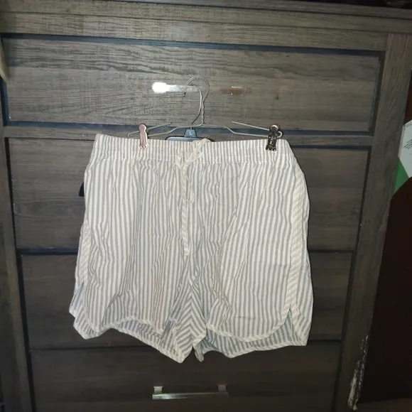 MADEWELL Crinkle Cotton Dolphin Hem Shorts XL