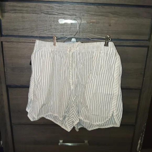 MADEWELL Crinkle Cotton Dolphin Hem Shorts XL