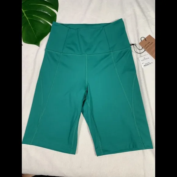 NEW Girlfriend Collective High Waisted Bike Biker Shorts in Saguaro [ XS ]‎