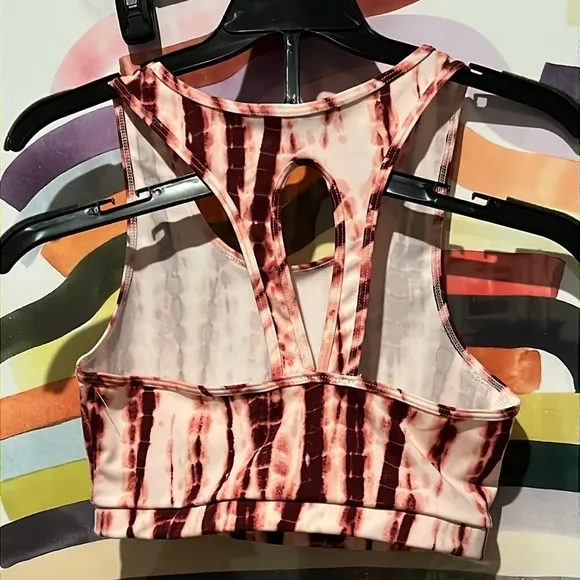 NWOT 2pc Tie-Dye Sports Bra &amp; Biker Short Set! Racerback Cutout Top. Pockets