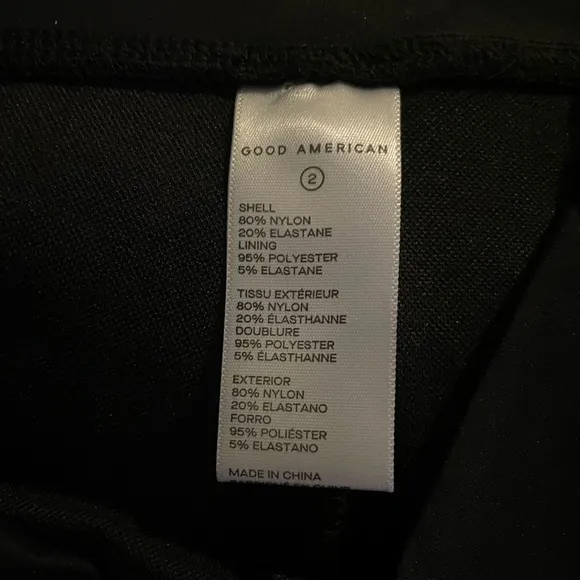 NWOT Good American Sculpt  Biker Shorts in Black Size M