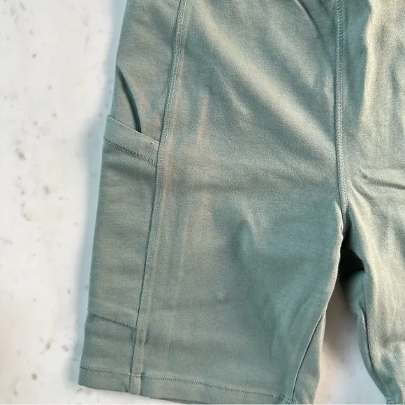 NWT Monrow Sage Green Biker Shorts with Pockets