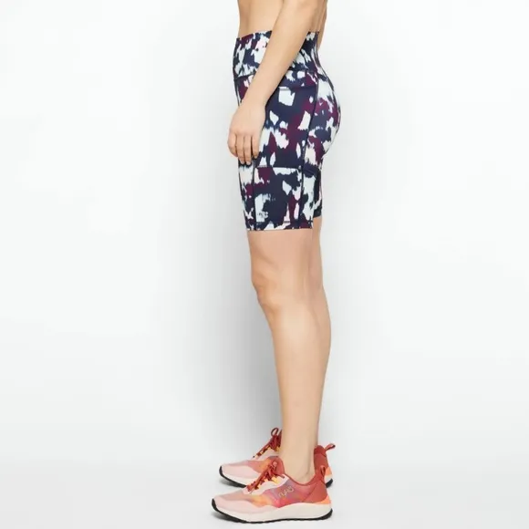 NWT! Sweaty Betty Super Sculpt Sustainable 8” Biker Shorts