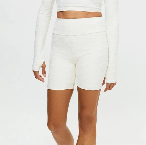 NWT Twenty Montreal Cream Flamingo 3D Knit Bike Shorts M