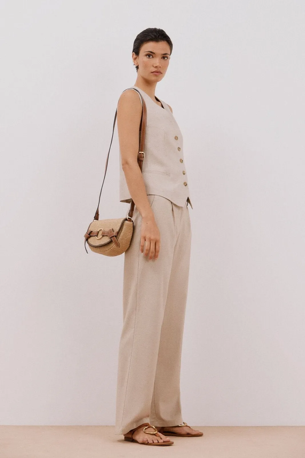 Open Sleeveless Vest - Sand