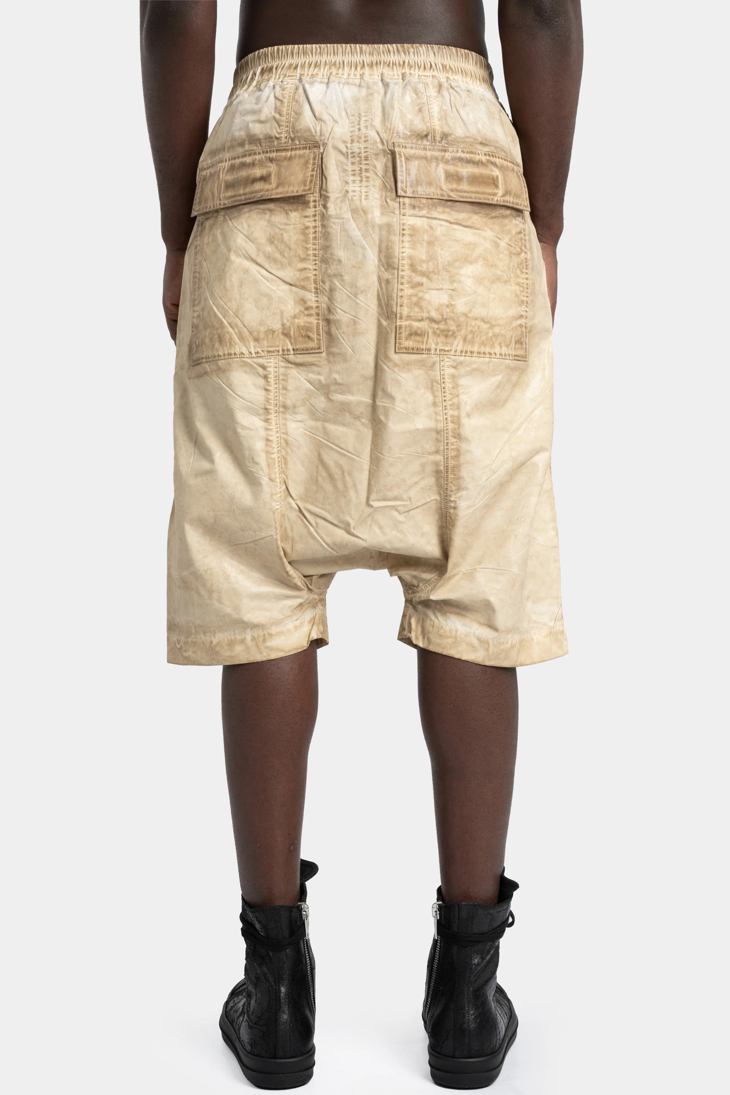 Pods shorts, Foil cotton poplin (PF) - Parchment