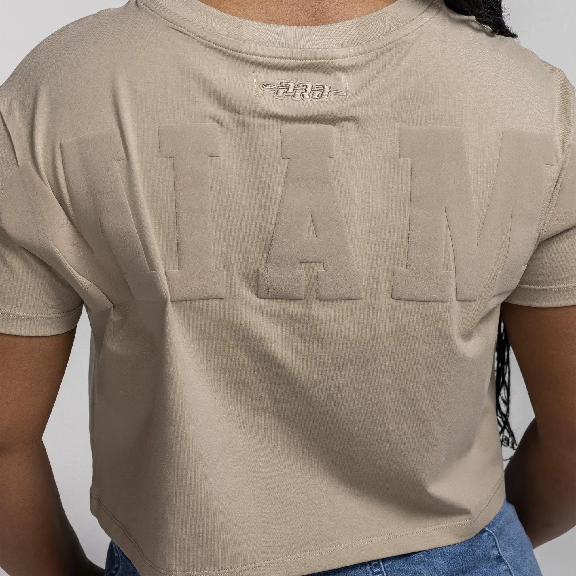 Pro Standard Miami HEAT Boxy Wingspan Women's Crop Tee
