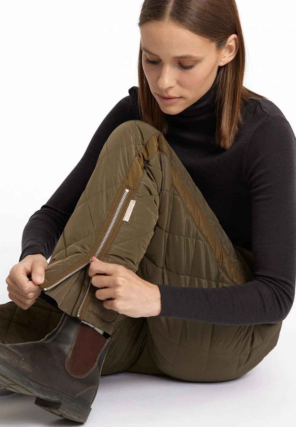 Quilted trousers COUNTRY - green turtle