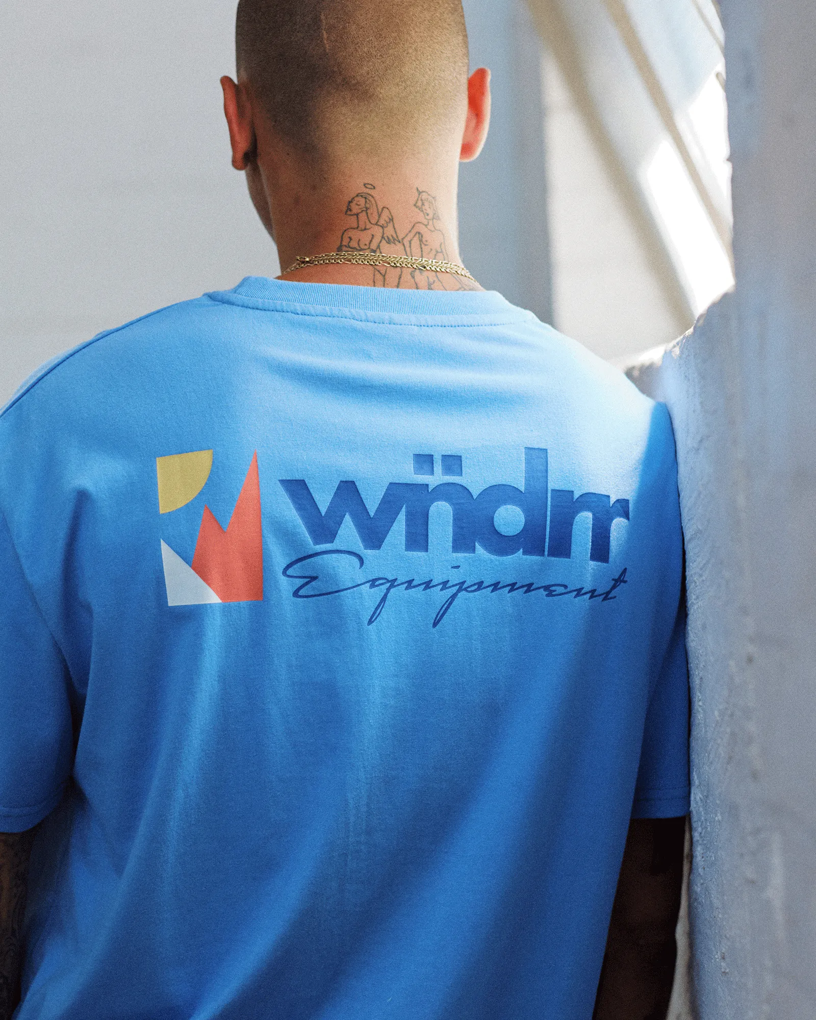 SCALE BOX FIT TEE - AIR BLUE