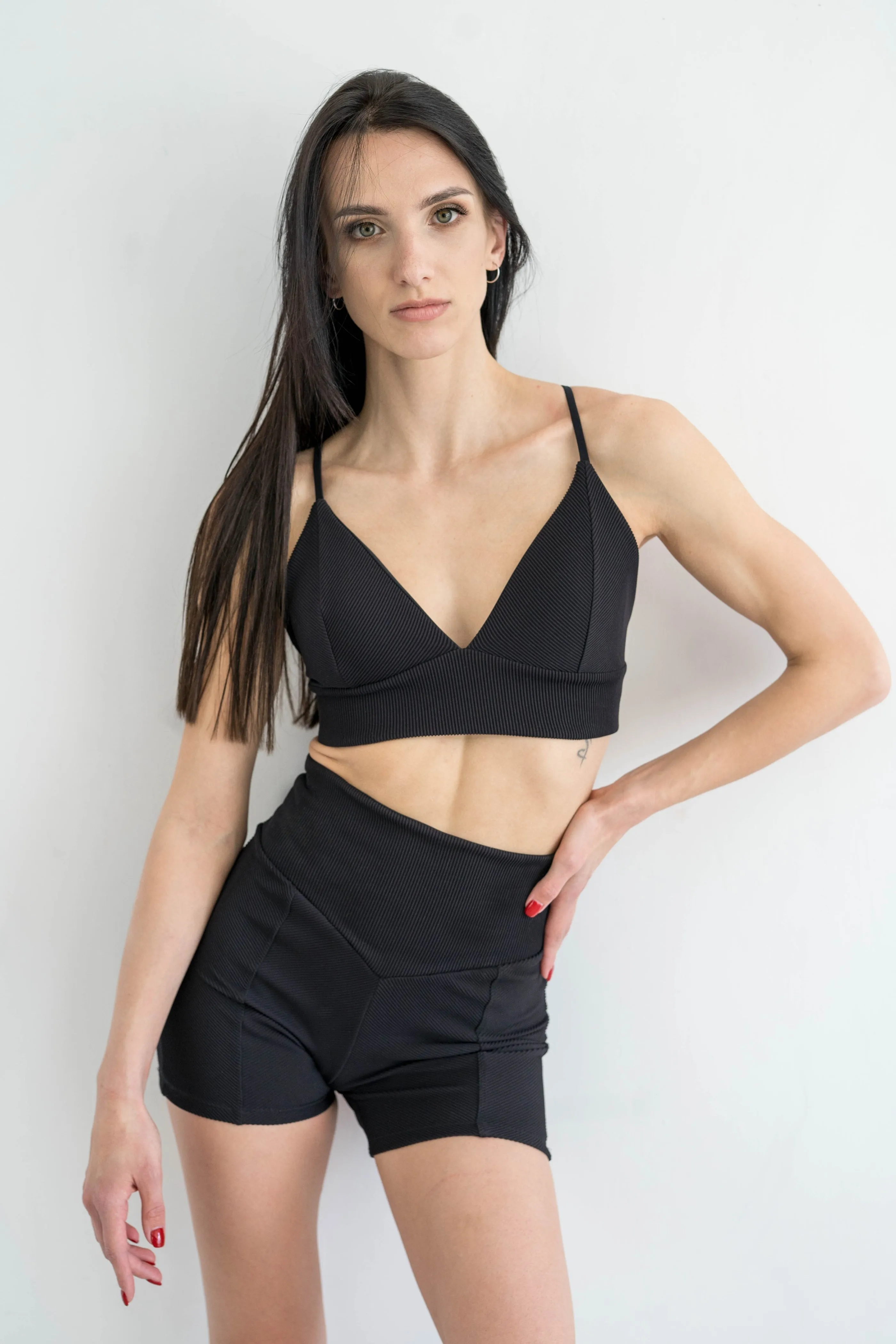 Serena Biker Shorts - Ribbed Black Matte