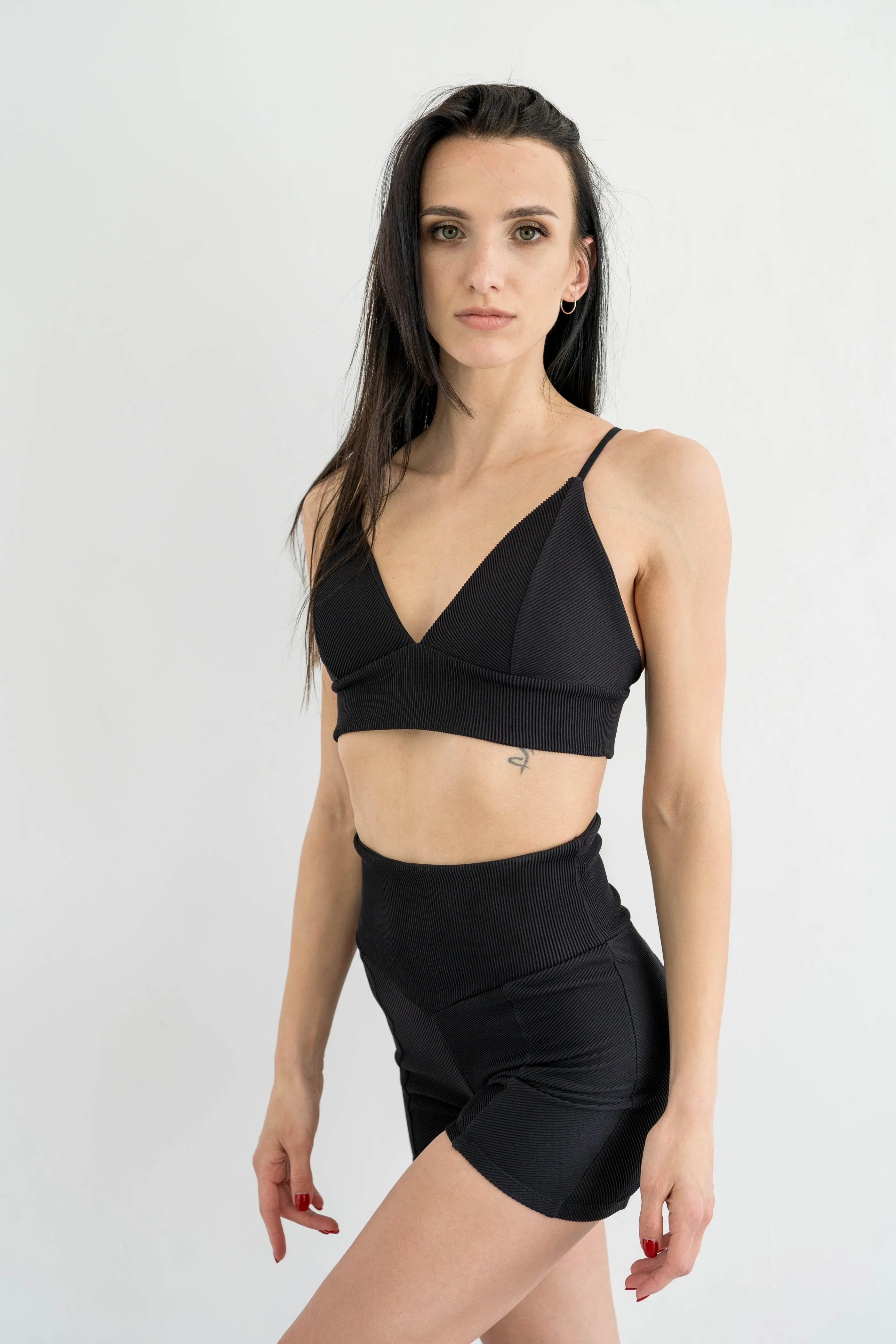 Serena Biker Shorts - Ribbed Black Matte
