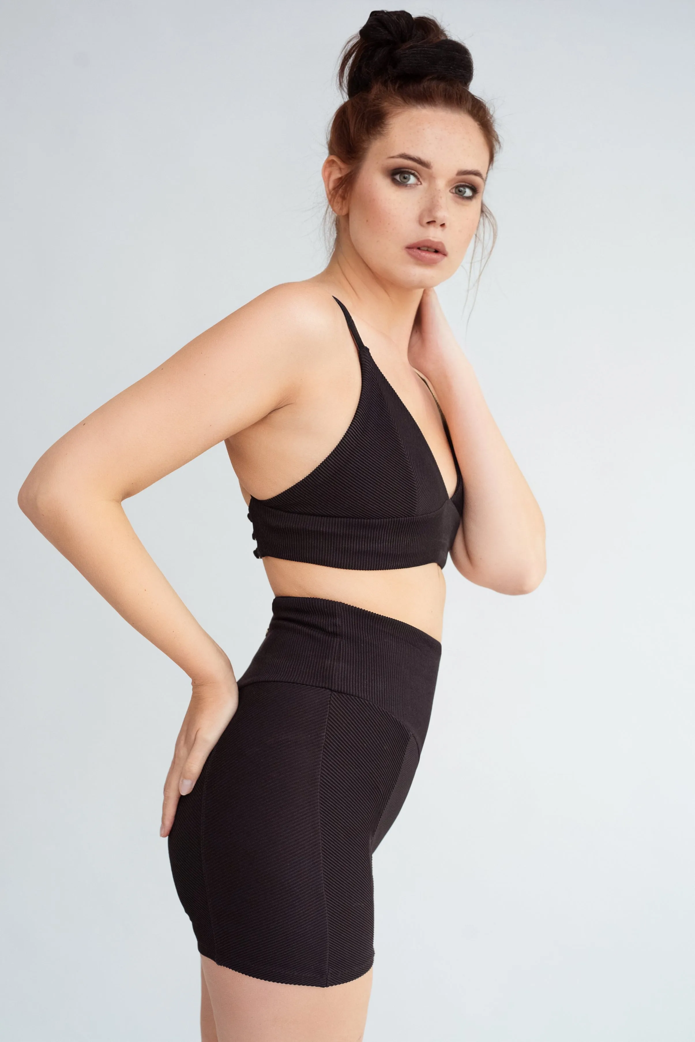 Serena Biker Shorts - Ribbed Black Matte