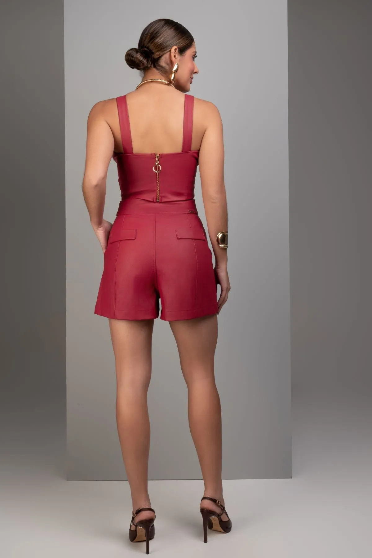Short De Couro Vermelho Com Cós Diferenciado Frysaide