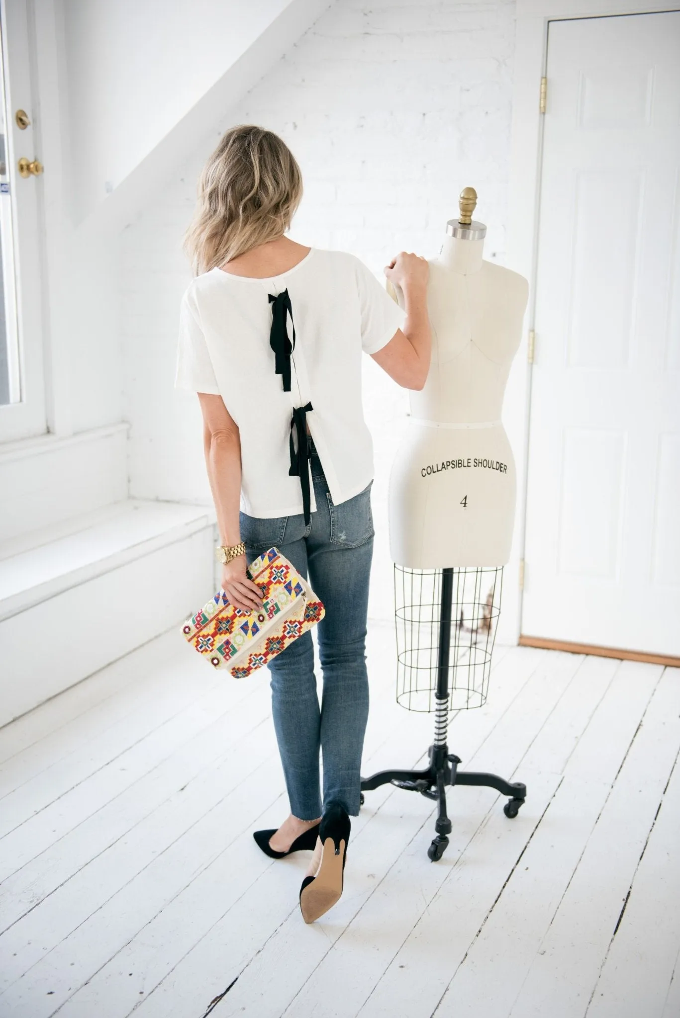 Short Sleeve Bow Back Tee in White