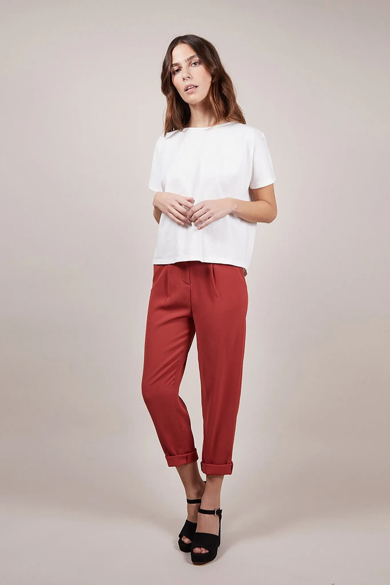 Short Sleeve Bow Back Tee in White